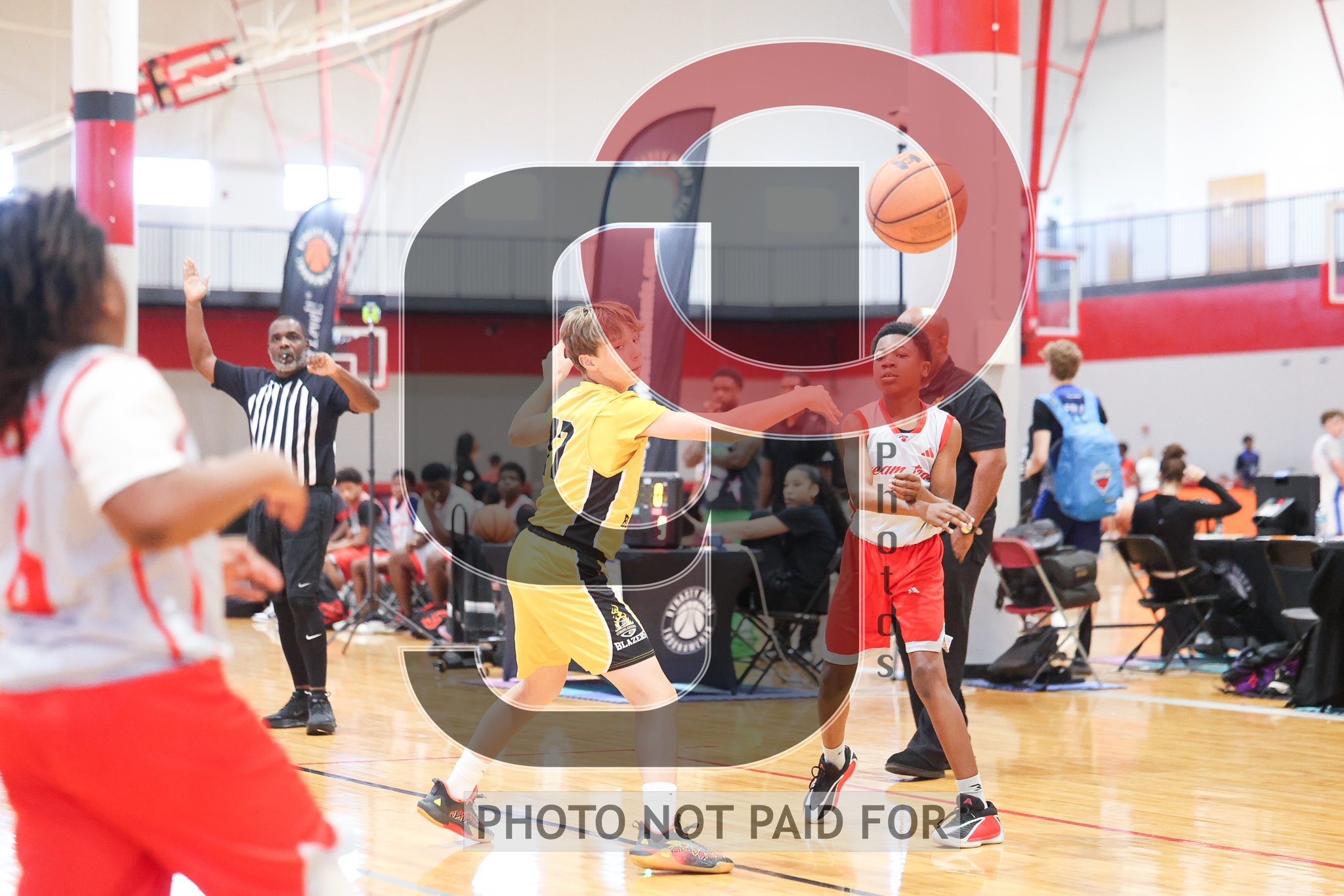 Court 5 (6thD1) - CF Blazers vs Dream Team 2032