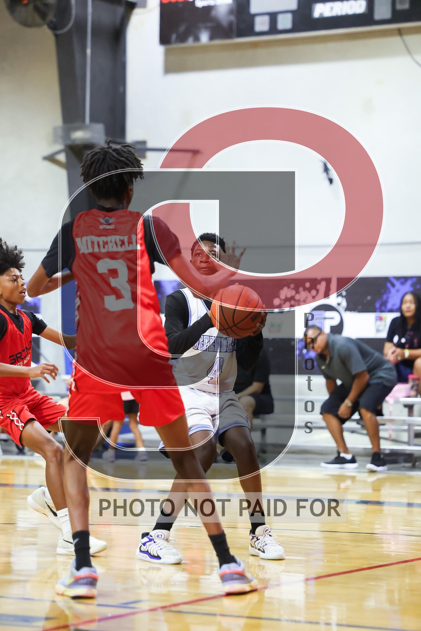 Court 4 (7thD3) - Defenders 2030 White vs Grind Elite Academy (SC)