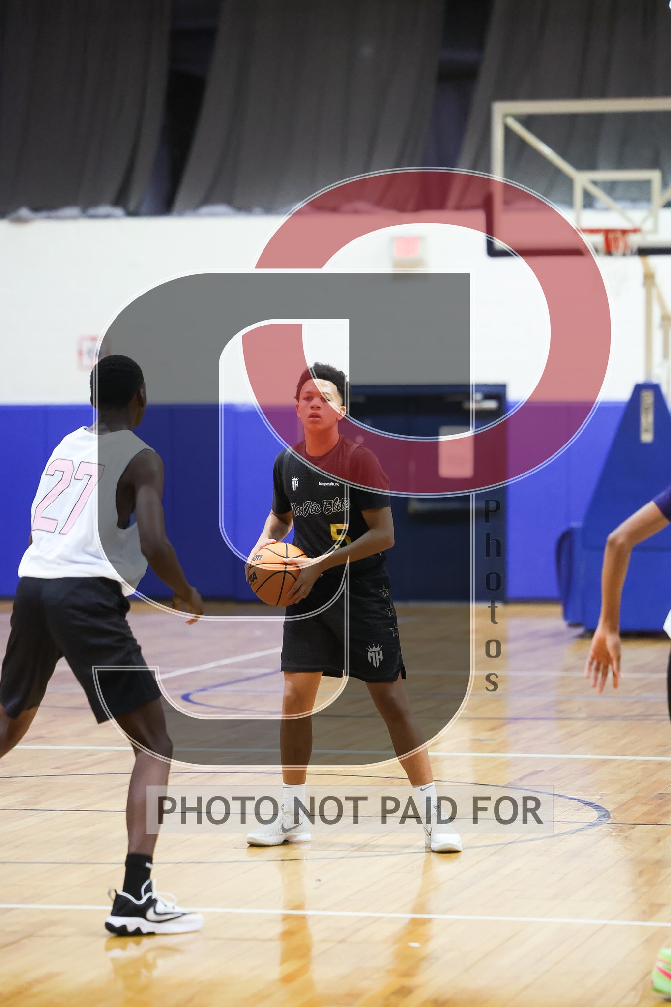 Court 5 (9th) - MaJic Dorsey Elite vs MHBA Butterfly (FRANCE)