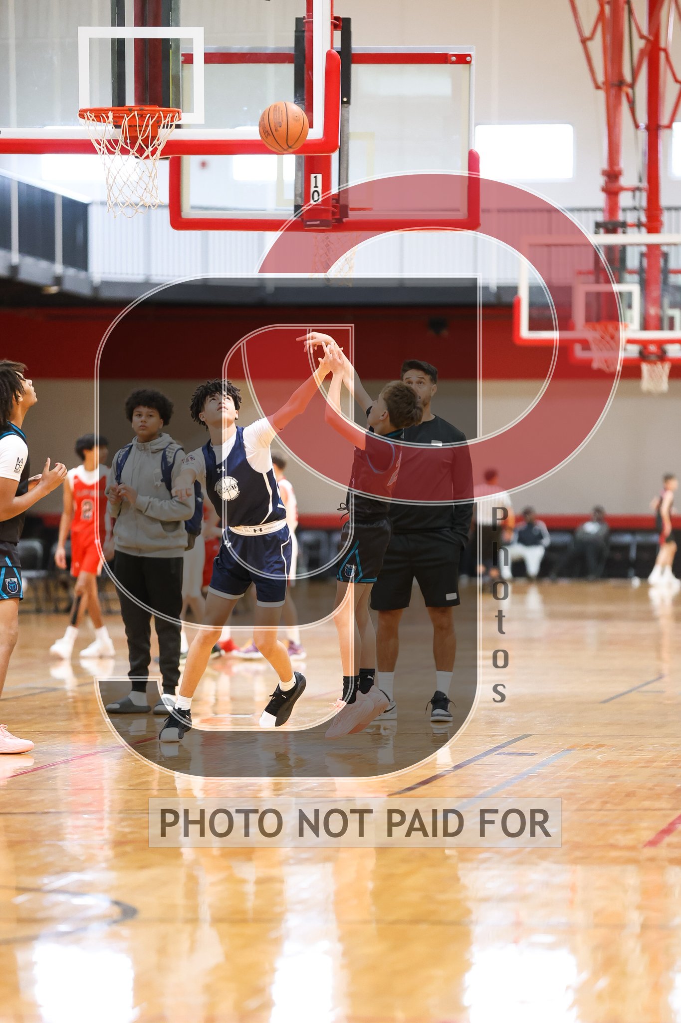 Court 4 (7thD1) - Tre Mann Elite 813 vs Concrete Basketball 2030