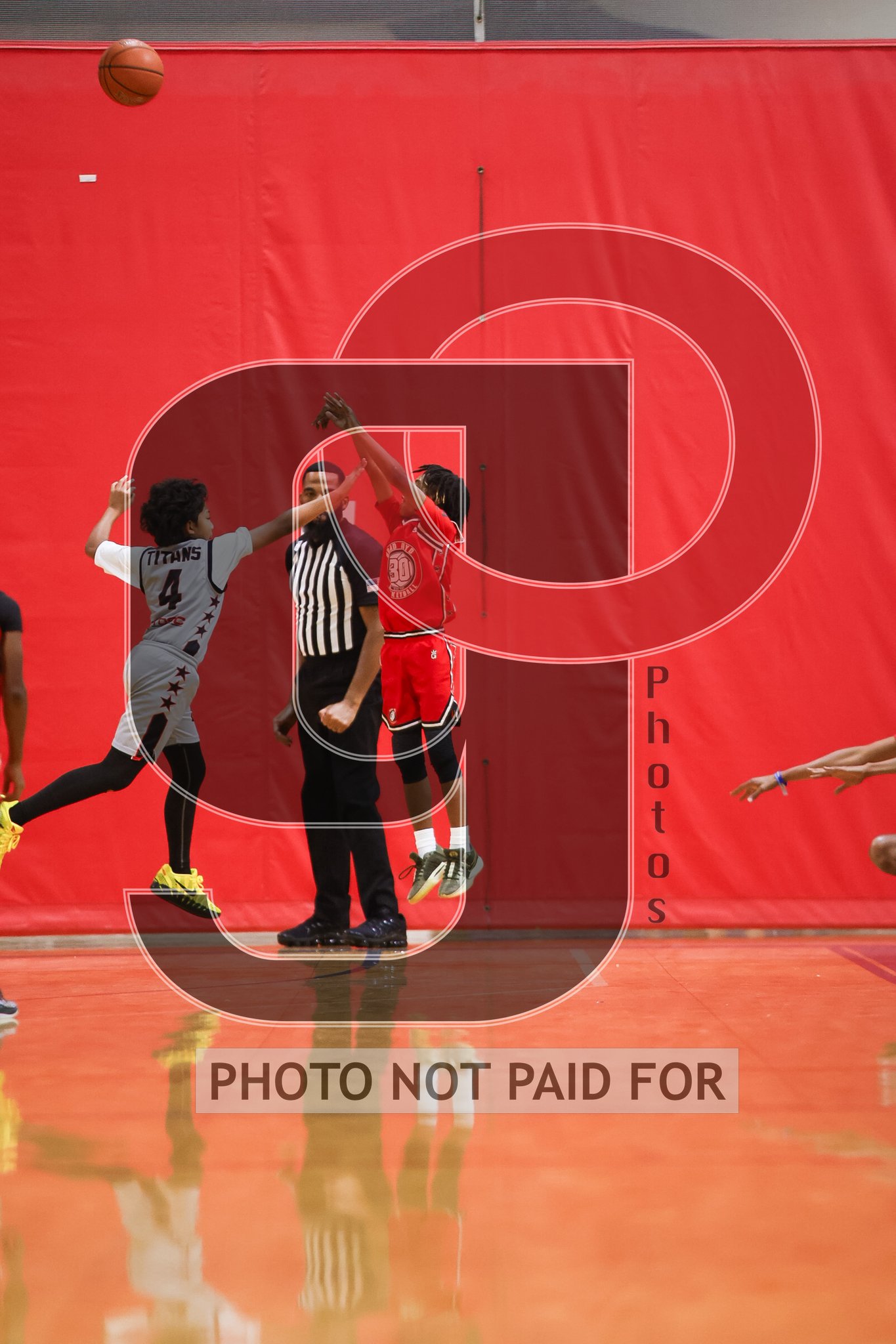 Court 19 (10U4th D2) - VA - Norfolk Titans 2034 vs LA - Brad Boyd Basketball