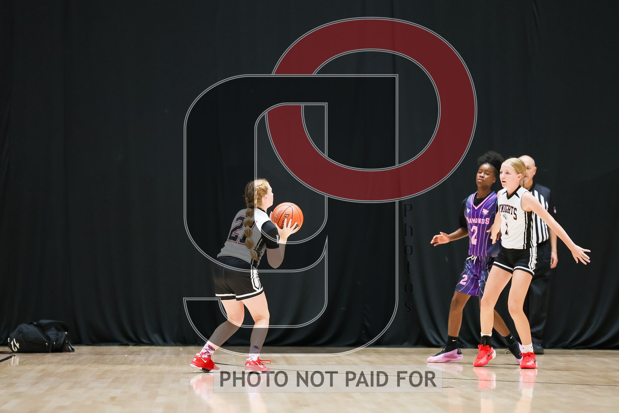 Court 4 (Girls 6thD1) - MO - Knights Basketball Academy Humi vs FL - F. C. Diamonds 6th 2031