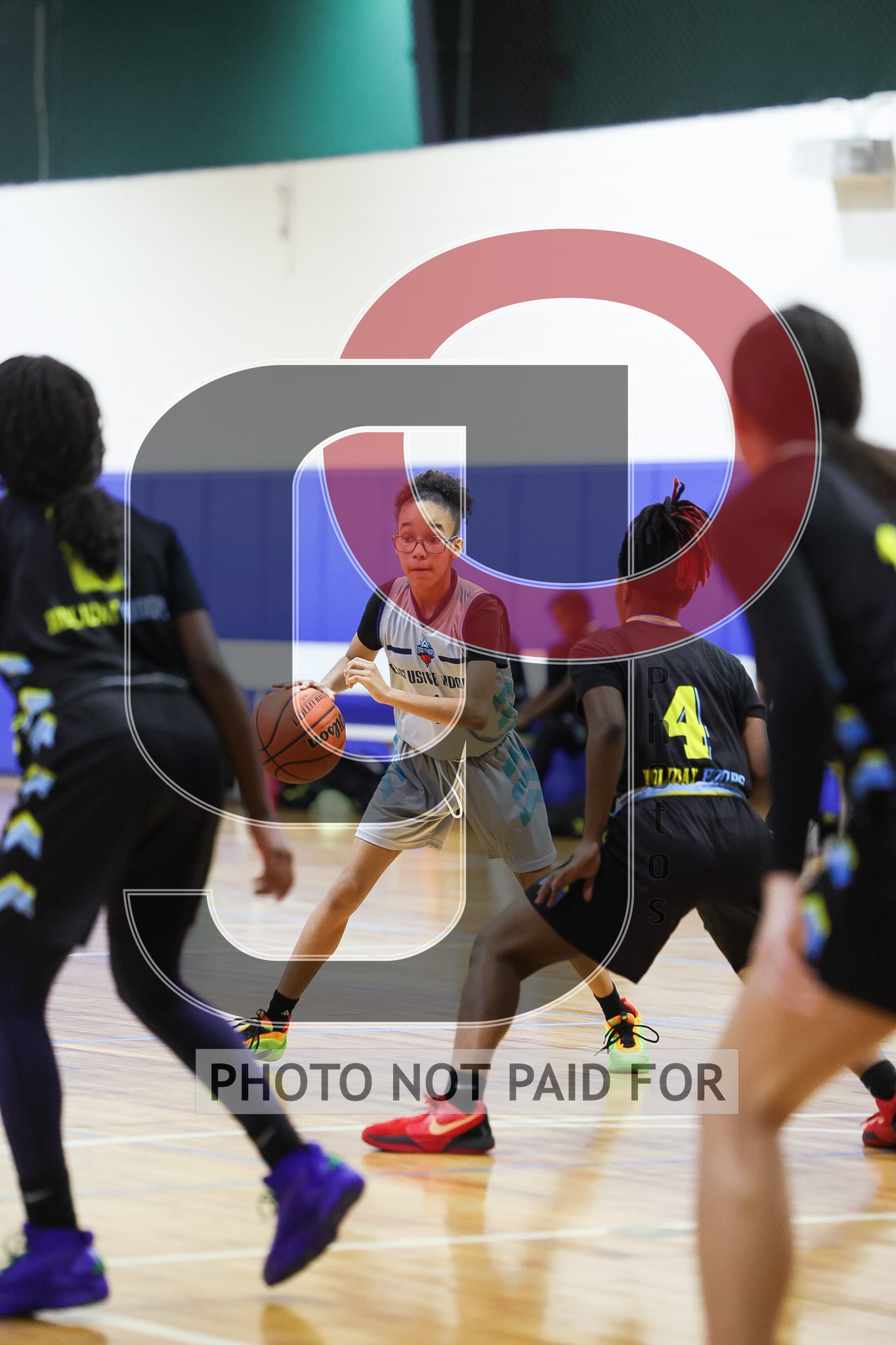 Court 6 (Girls MS) - Exclusive Hoops vs Holiday Hoops 1