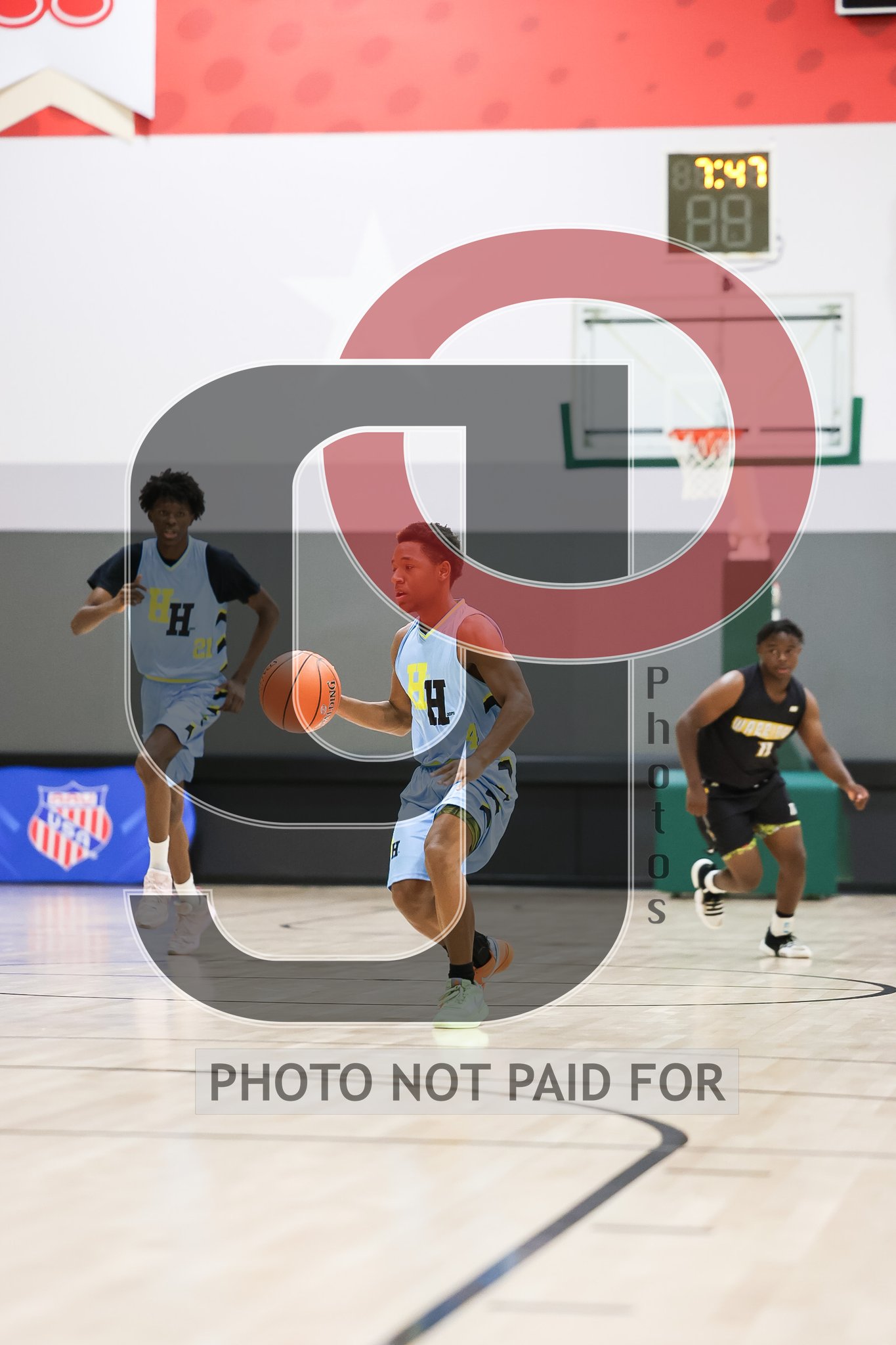 Court 5 (16U10th) - FL - Holiday Hoops vs NC - The Village Warriors - Legacy