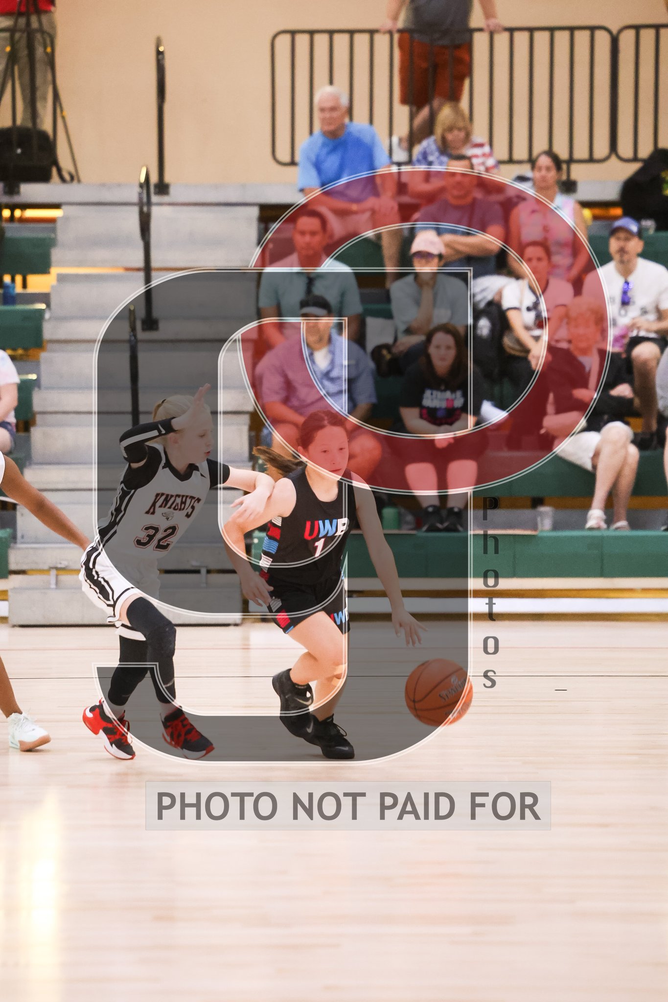 Court 10 (Girls 6th) - MO - St. Louis Knights vs FL - UWB