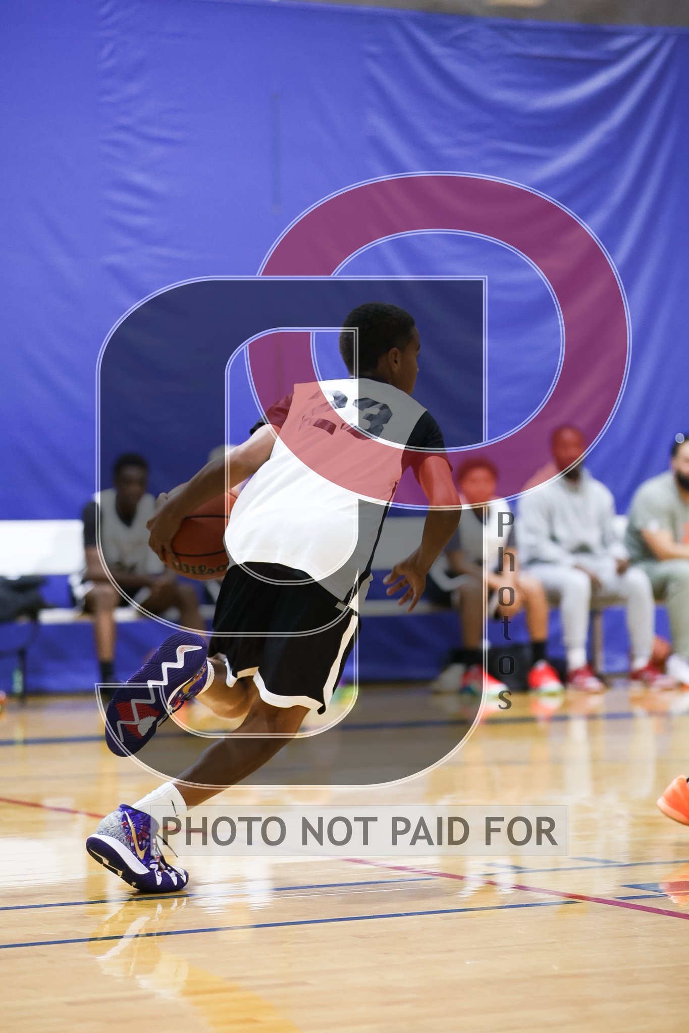 Court 4 (6th) - Hard Work Hoops 2032 vs Born Stars 2032