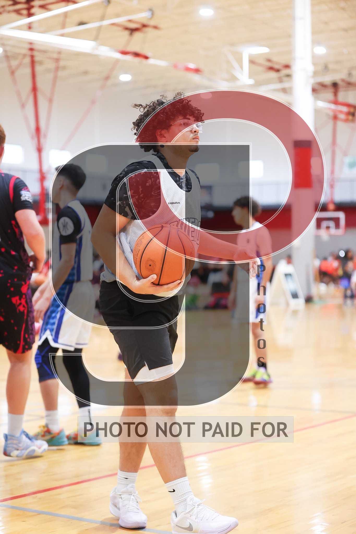 Court 2 (HS) - Oviedo Magic 10th vs Bomb Squad Select Var